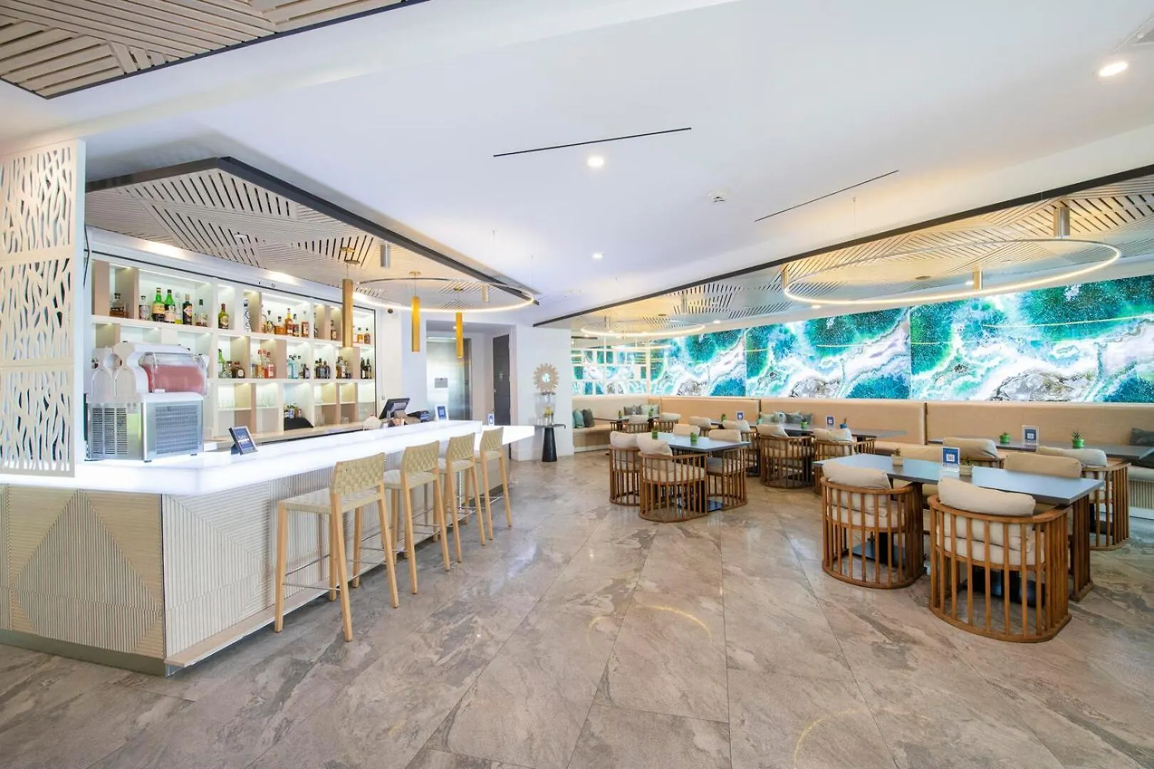 Rum Point Resort 406 Driftwood Village 아파트